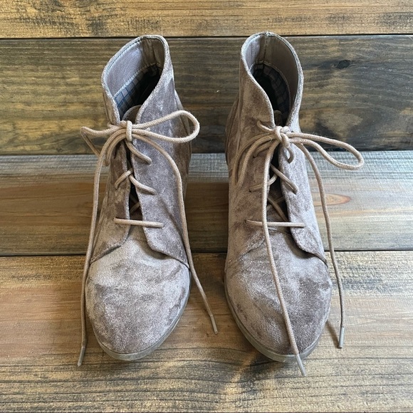 madden Girl Torch Ankle Booties Taupe Size 8.5 - Picture 4 of 8